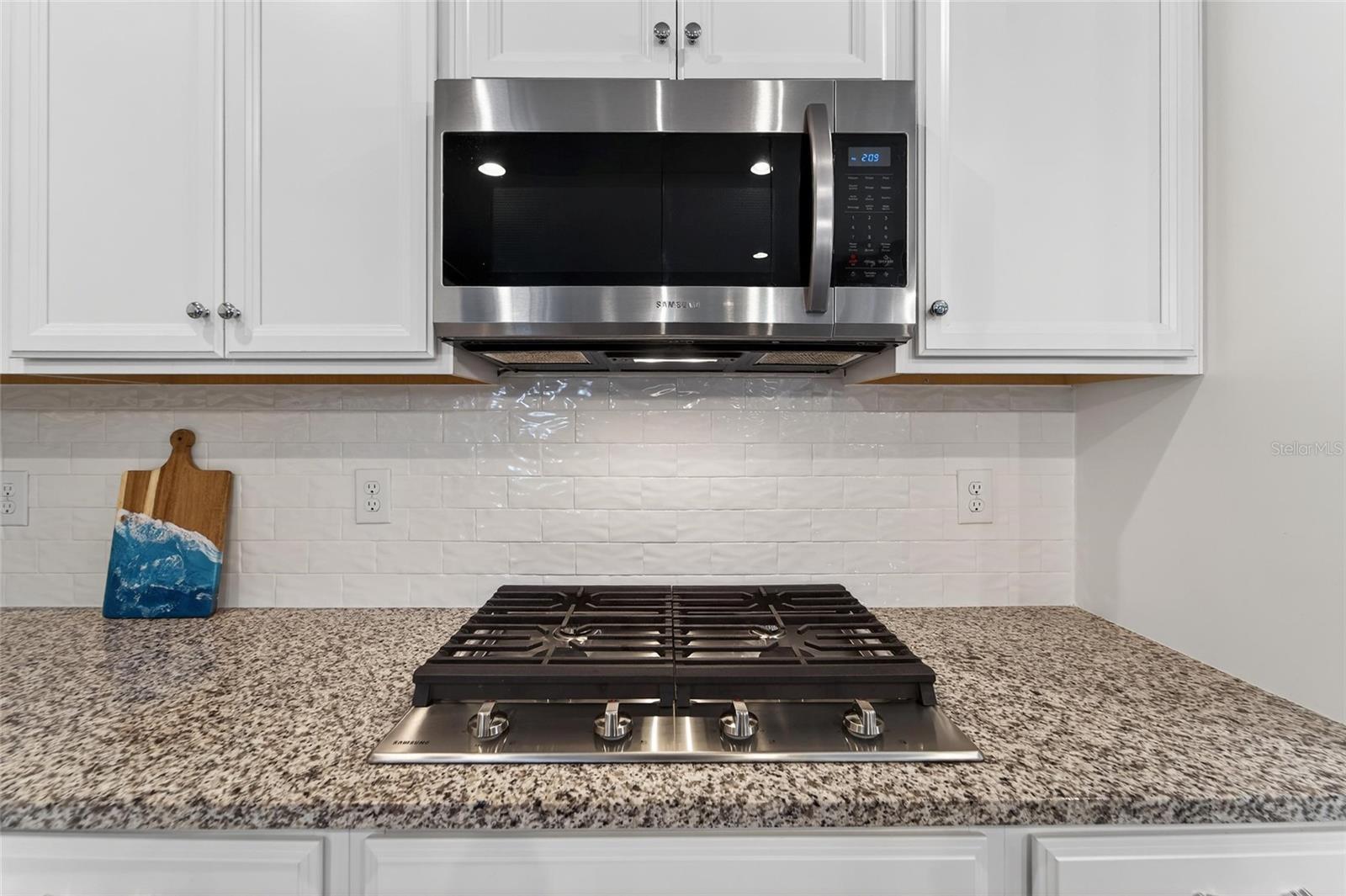 Image 23 of 92 For 707 Winterside Drive