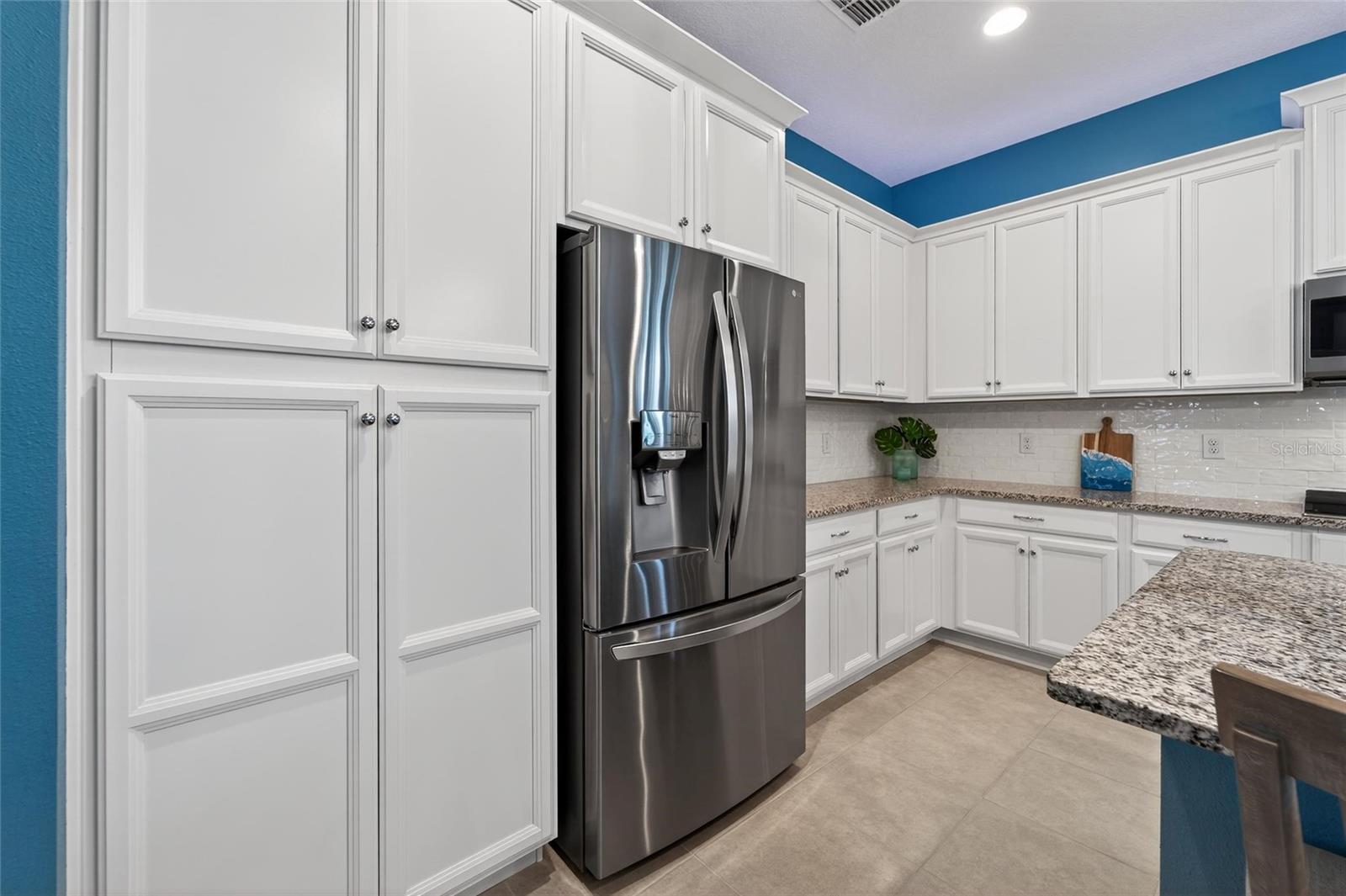 Image 24 of 92 For 707 Winterside Drive