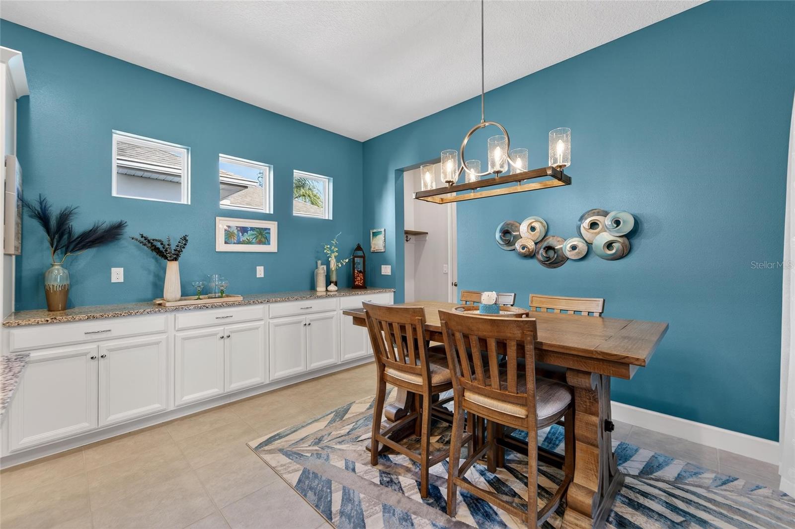 Image 26 of 92 For 707 Winterside Drive