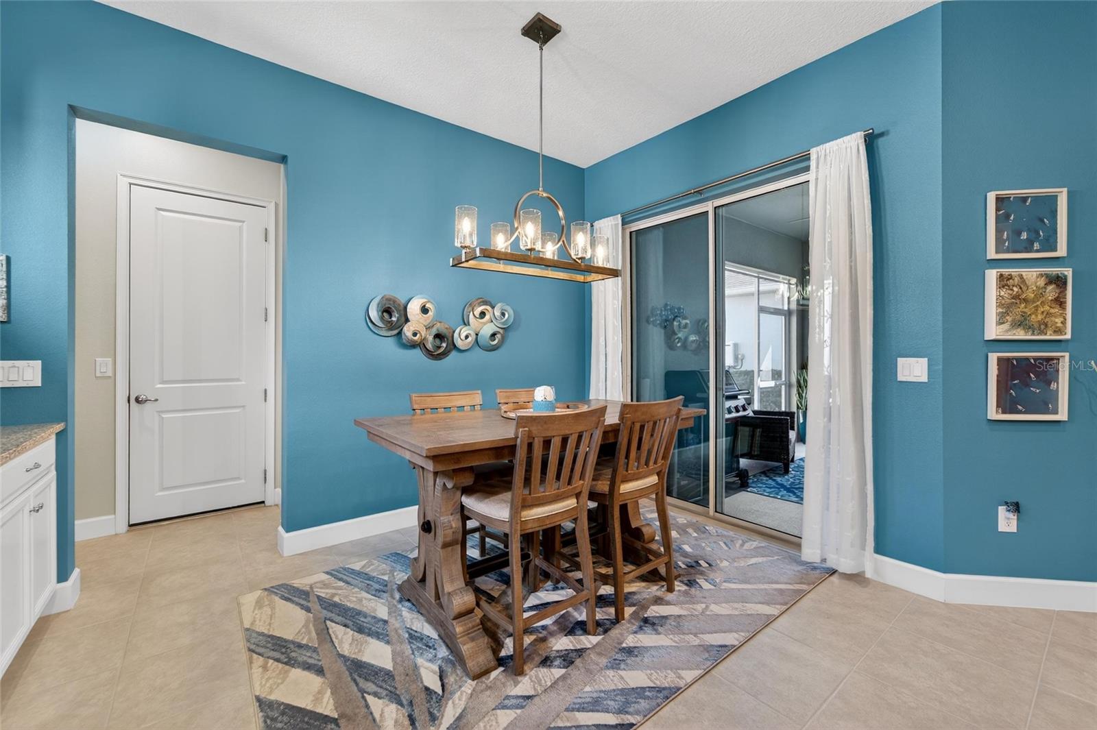 Image 27 of 92 For 707 Winterside Drive