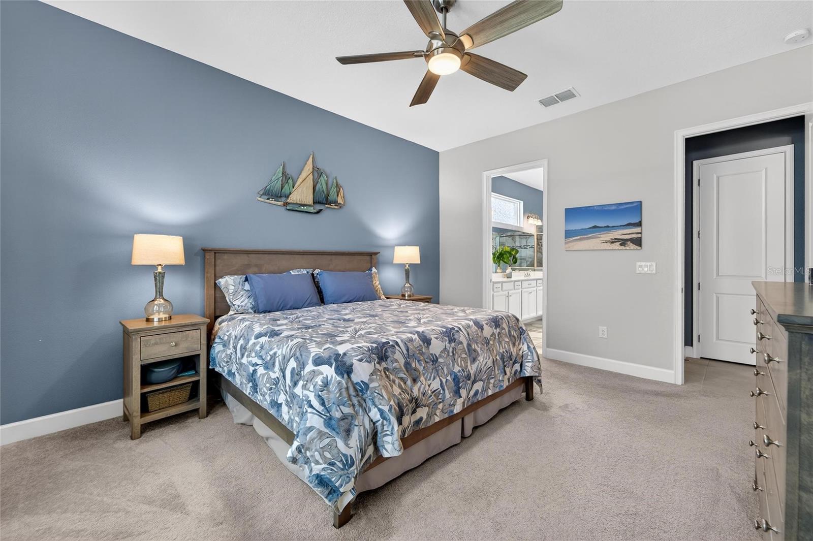 Image 32 of 92 For 707 Winterside Drive