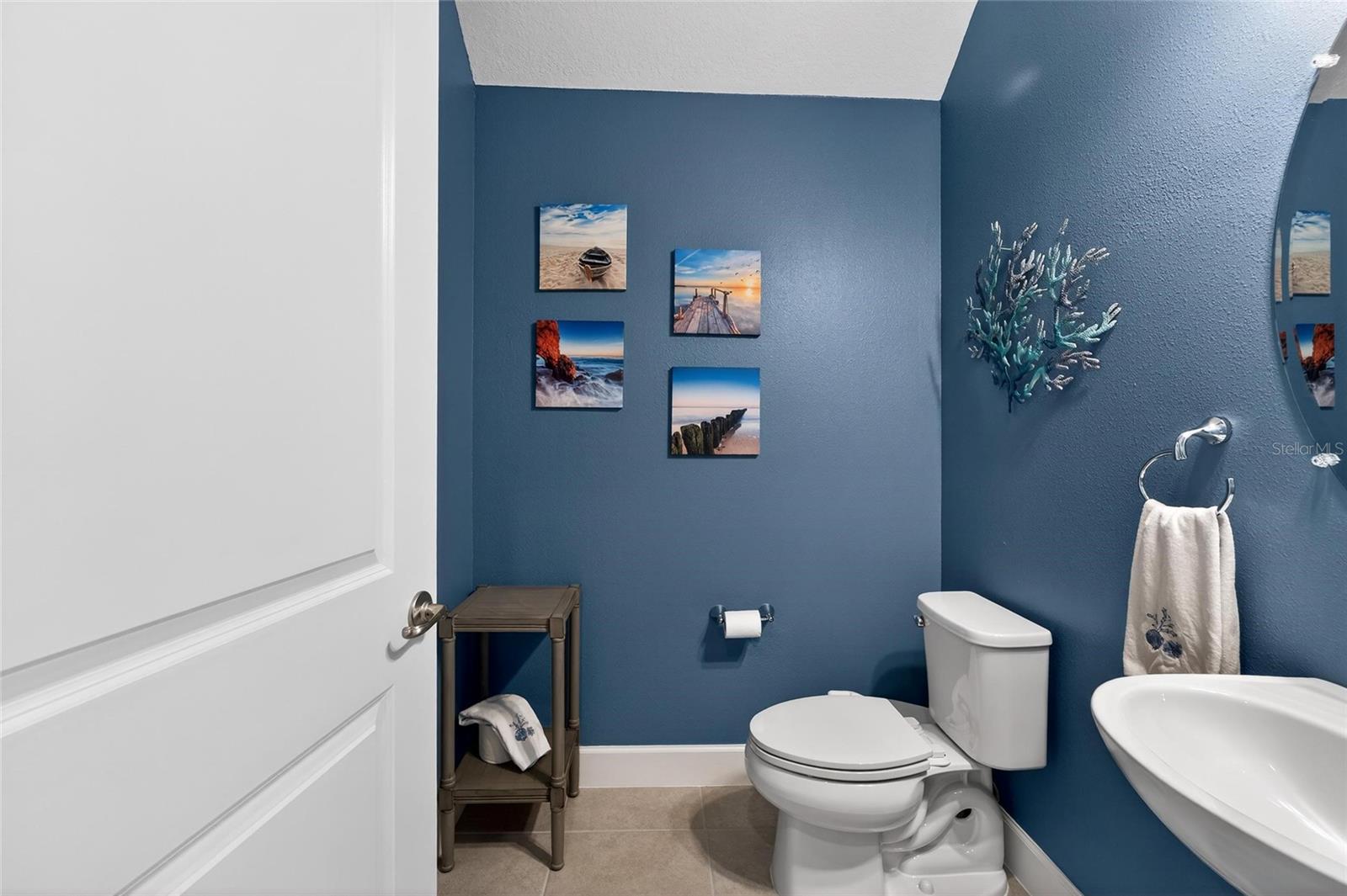 Image 42 of 92 For 707 Winterside Drive