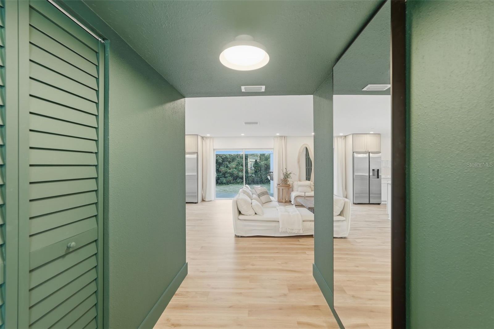 Image 10 of 39 For 2664 60th Avenue S