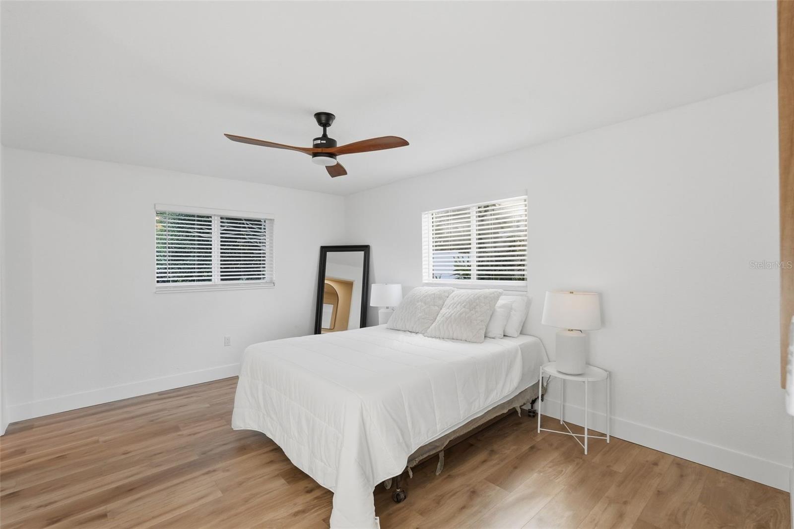 Image 25 of 39 For 2664 60th Avenue S