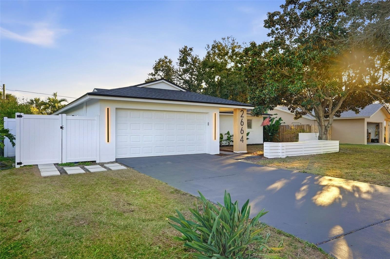 Image 6 of 39 For 2664 60th Avenue S