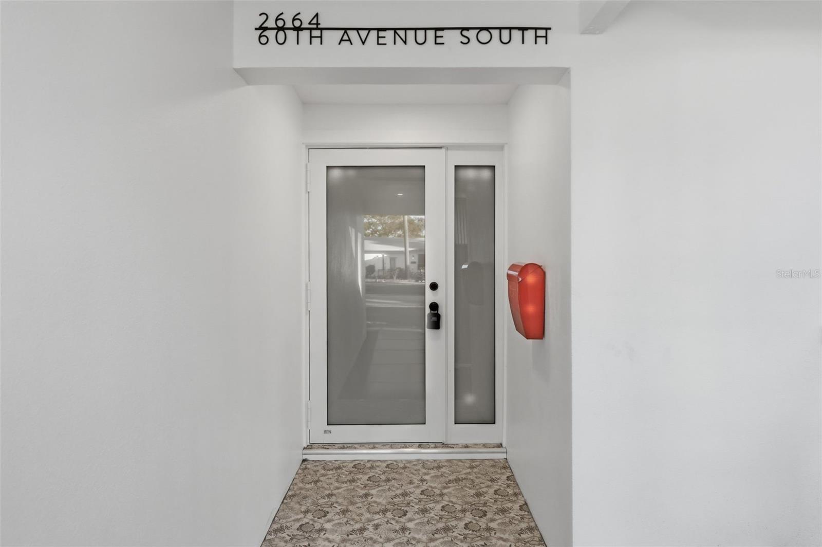 Image 9 of 39 For 2664 60th Avenue S