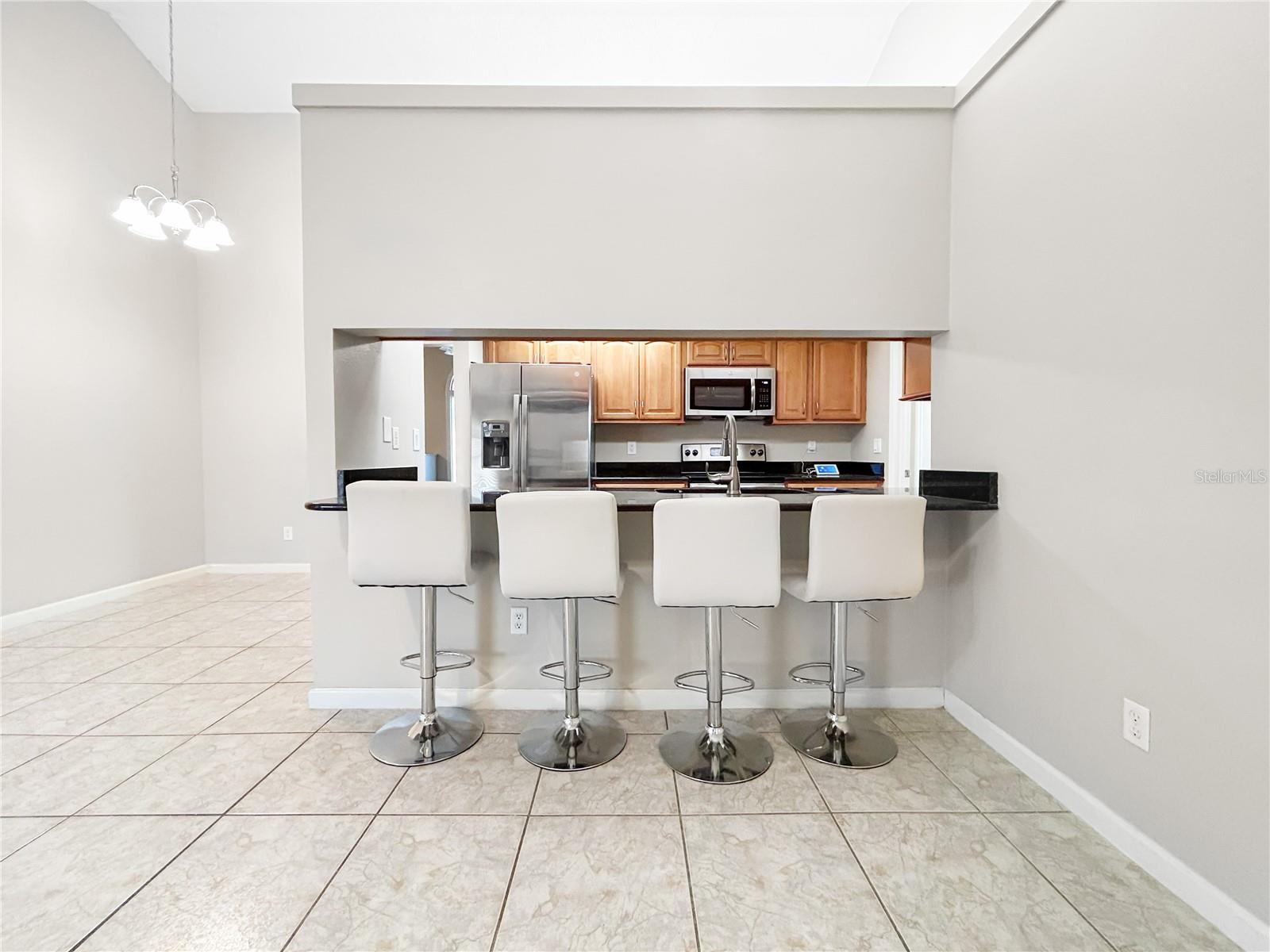 Image 13 of 38 For 4518 Oak River Circle