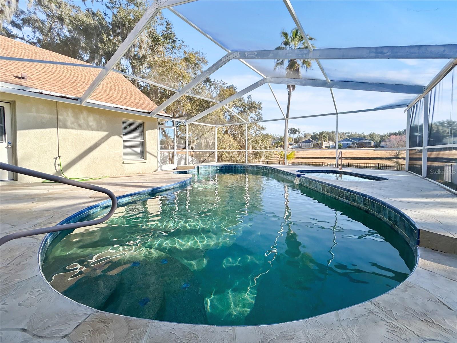 Image 18 of 38 For 4518 Oak River Circle