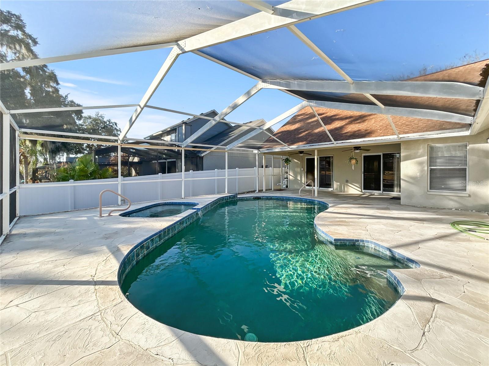 Image 19 of 38 For 4518 Oak River Circle