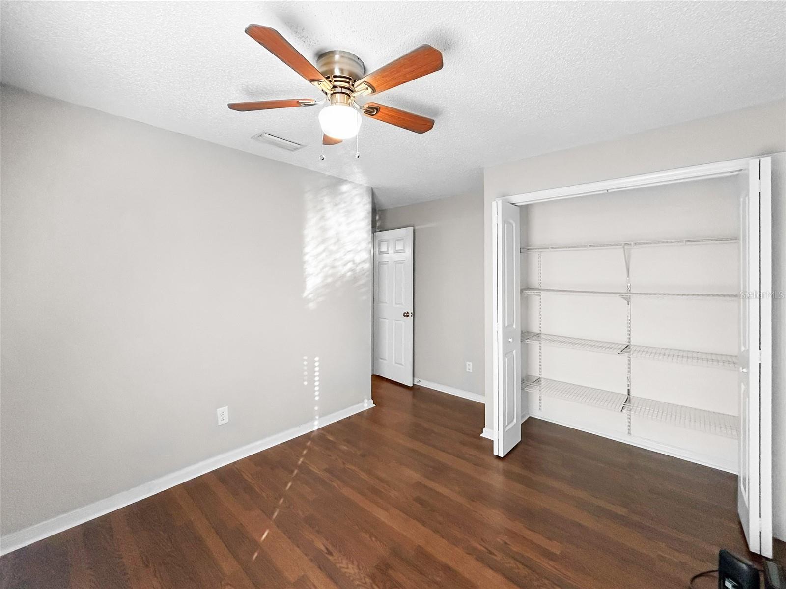 Image 24 of 38 For 4518 Oak River Circle