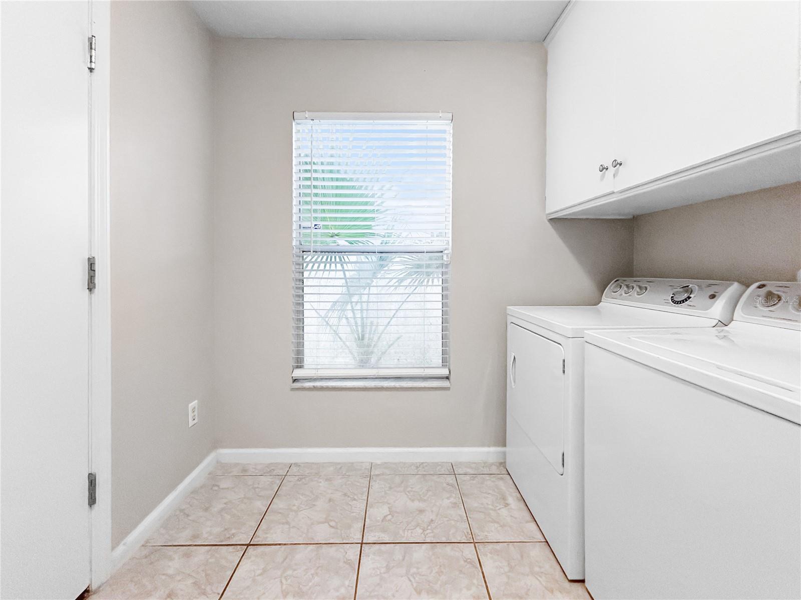 Image 31 of 38 For 4518 Oak River Circle