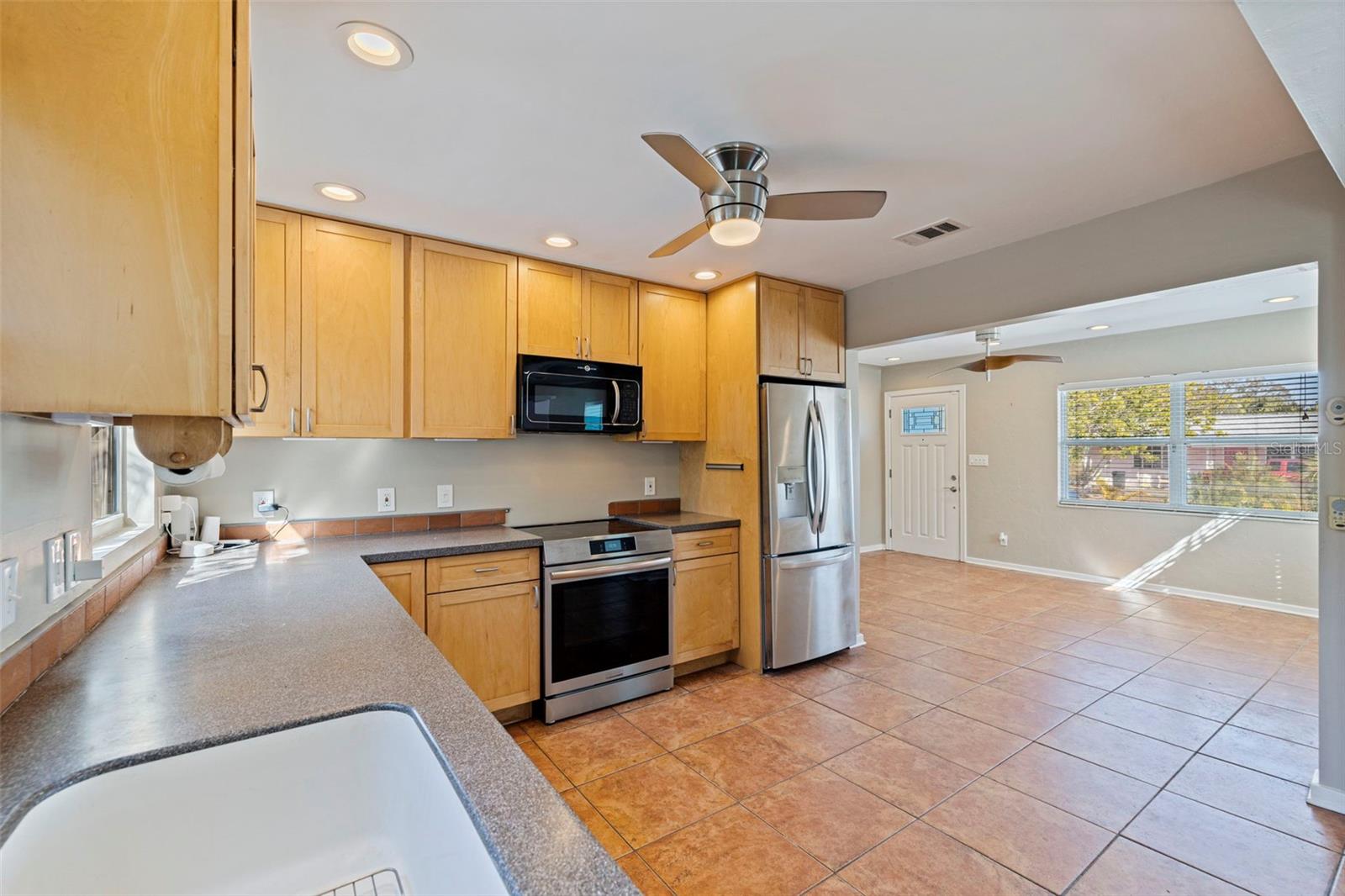 Image 13 of 44 For 2637 46th Street S