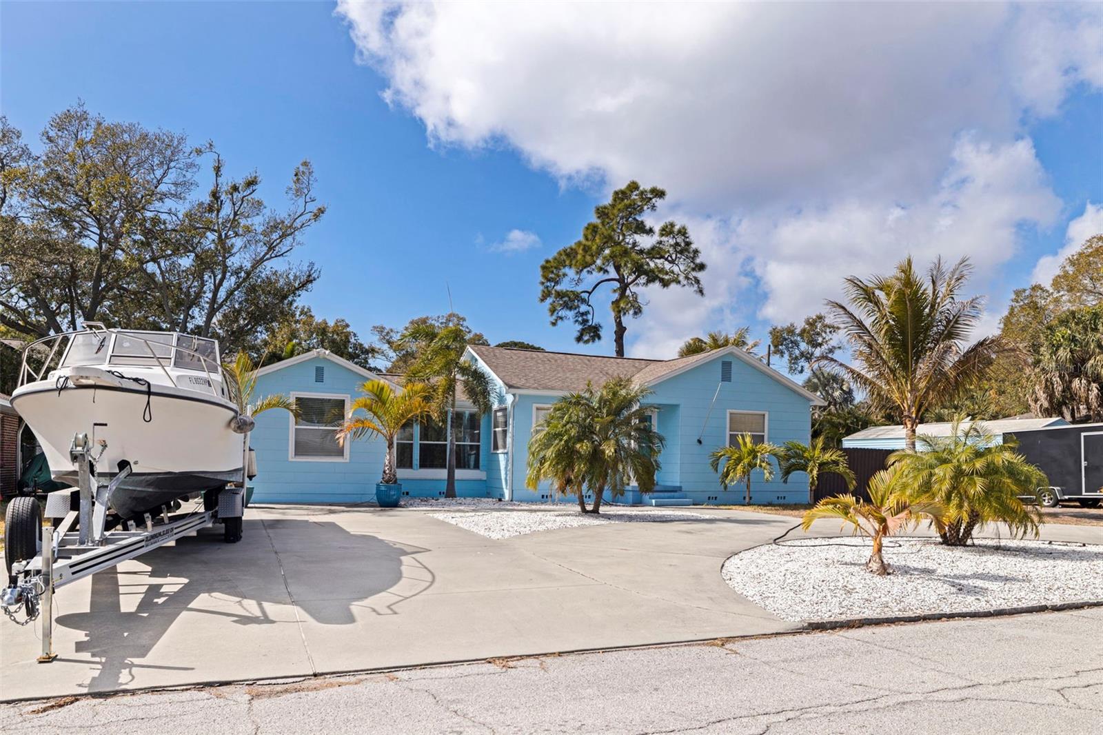 Image 2 of 44 For 2637 46th Street S