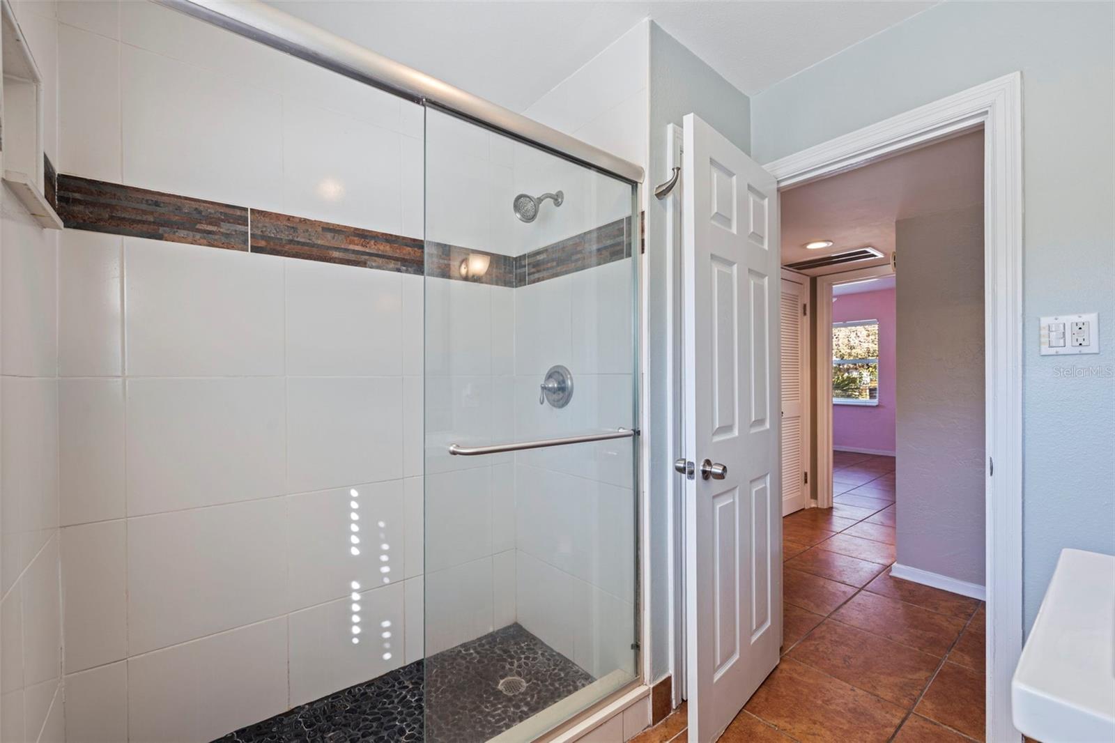 Image 24 of 44 For 2637 46th Street S