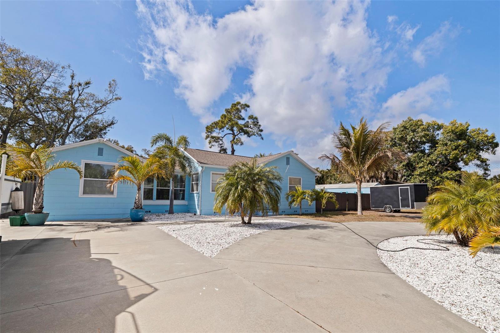 Image 4 of 44 For 2637 46th Street S