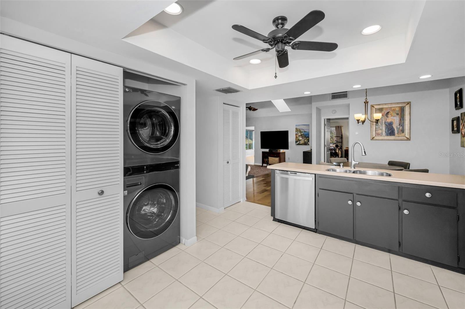 Image 13 of 63 For 3351 Lori Lane 3351