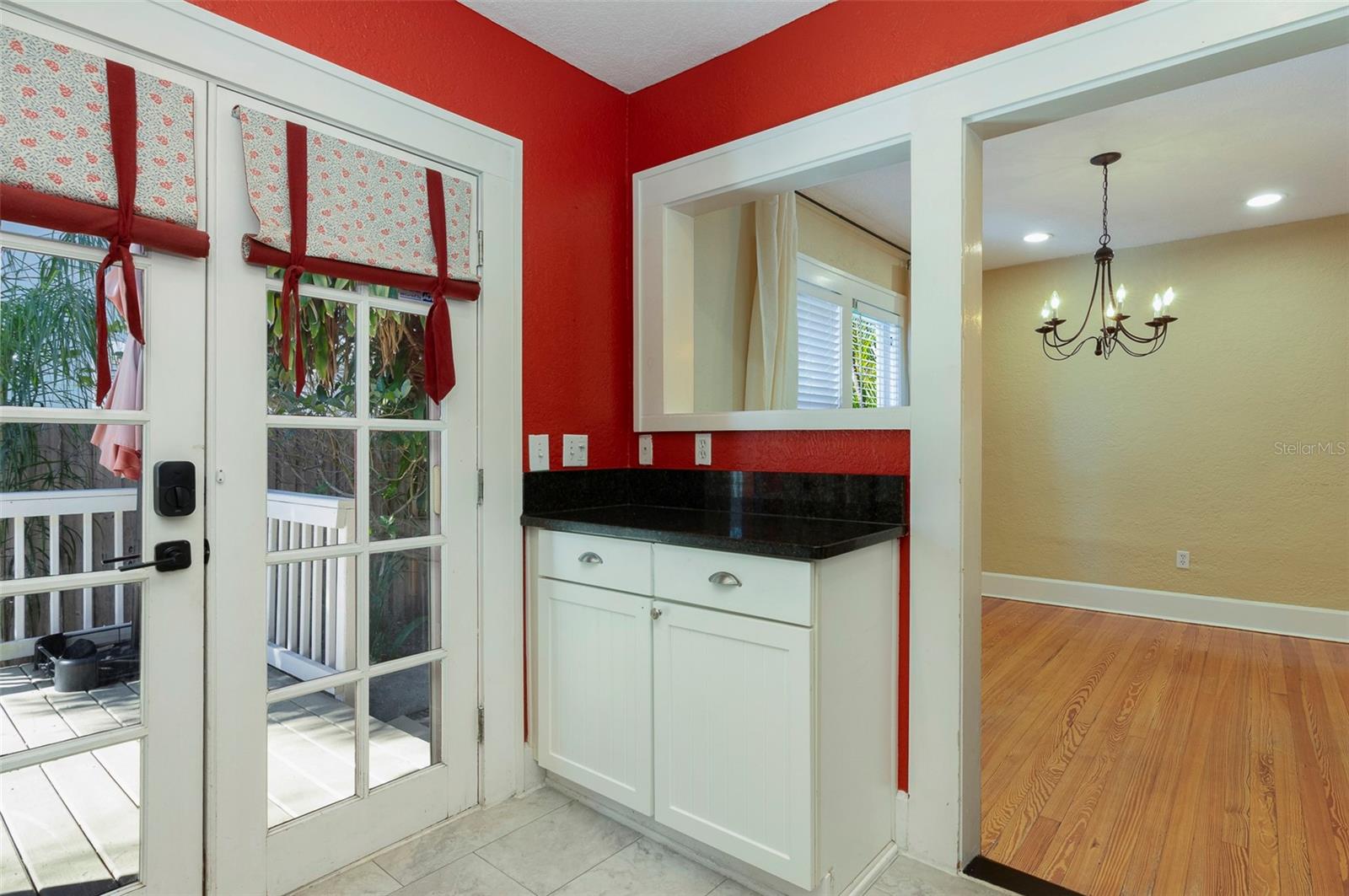 Image 21 of 49 For 130 22nd Avenue Ne