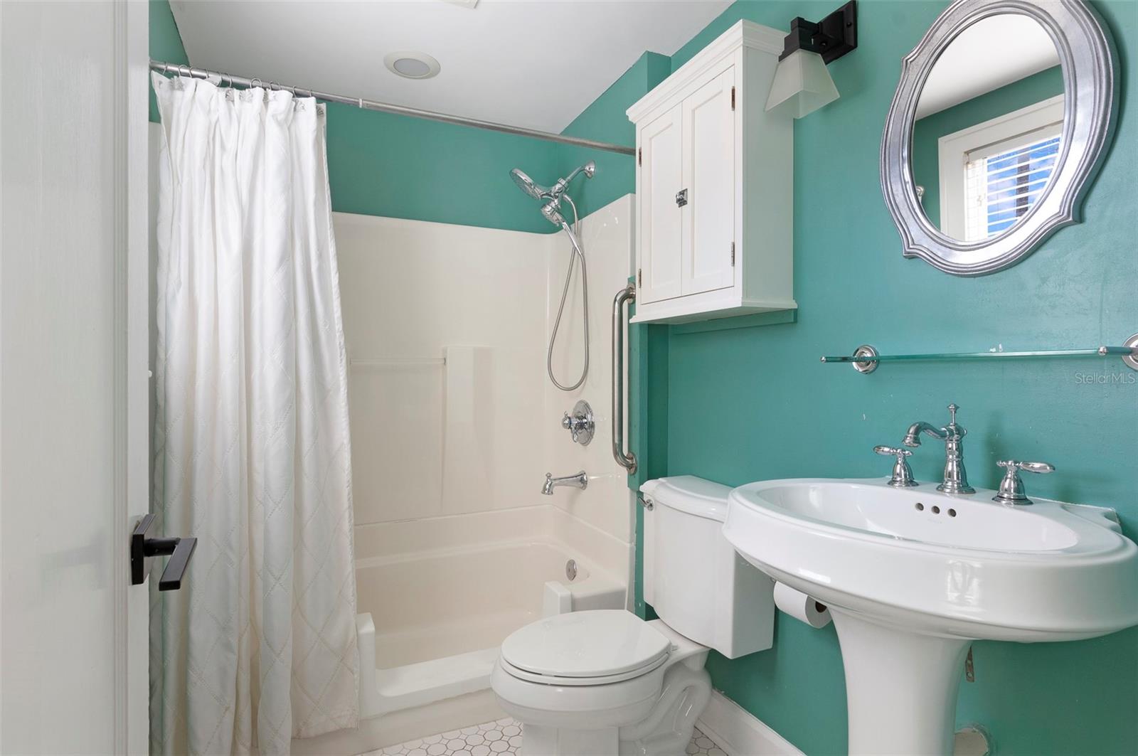 Image 29 of 49 For 130 22nd Avenue Ne