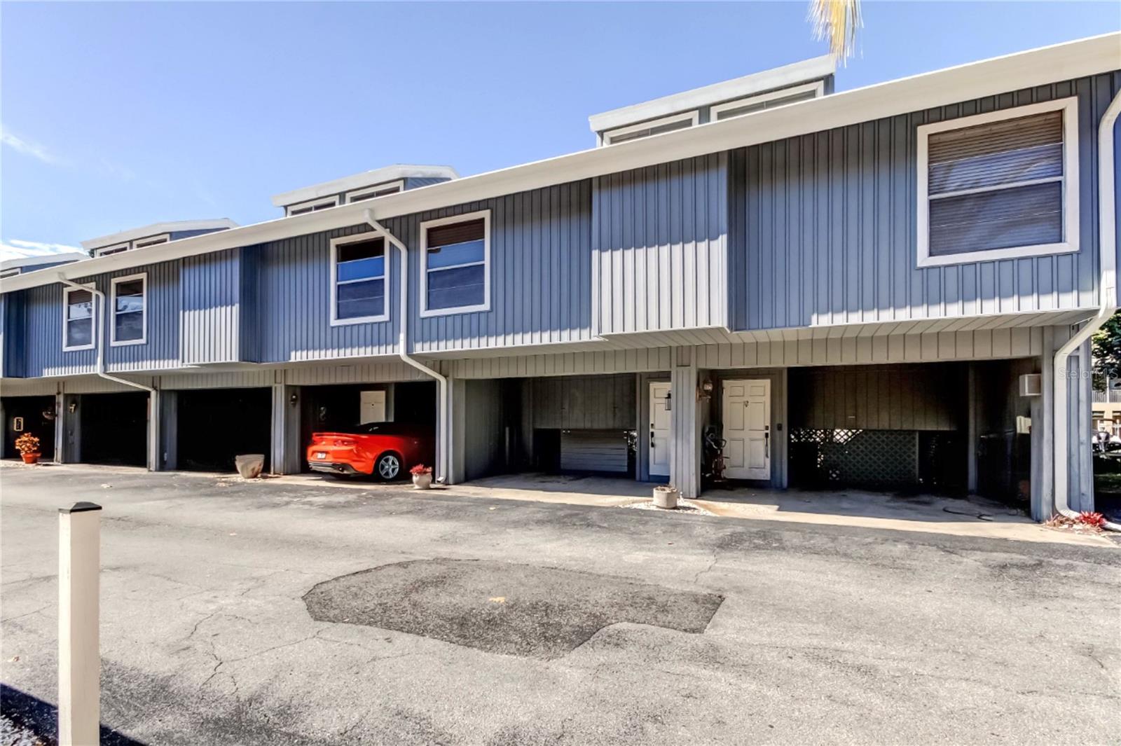 Image 2 of 48 For 200 Meres Boulevard 11