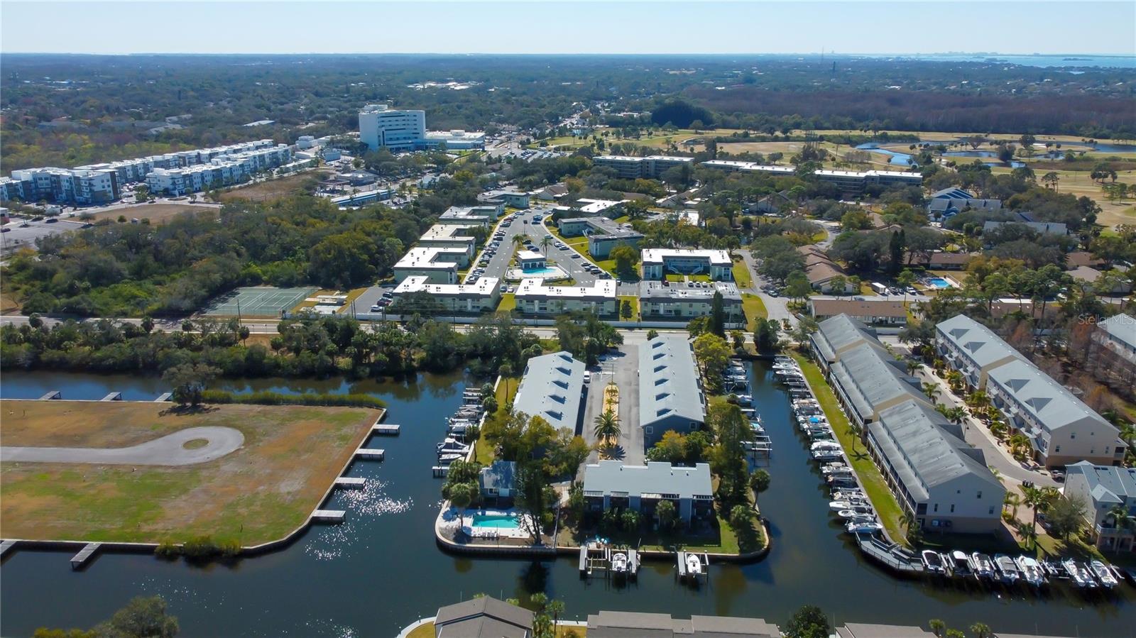 Image 47 of 48 For 200 Meres Boulevard 11