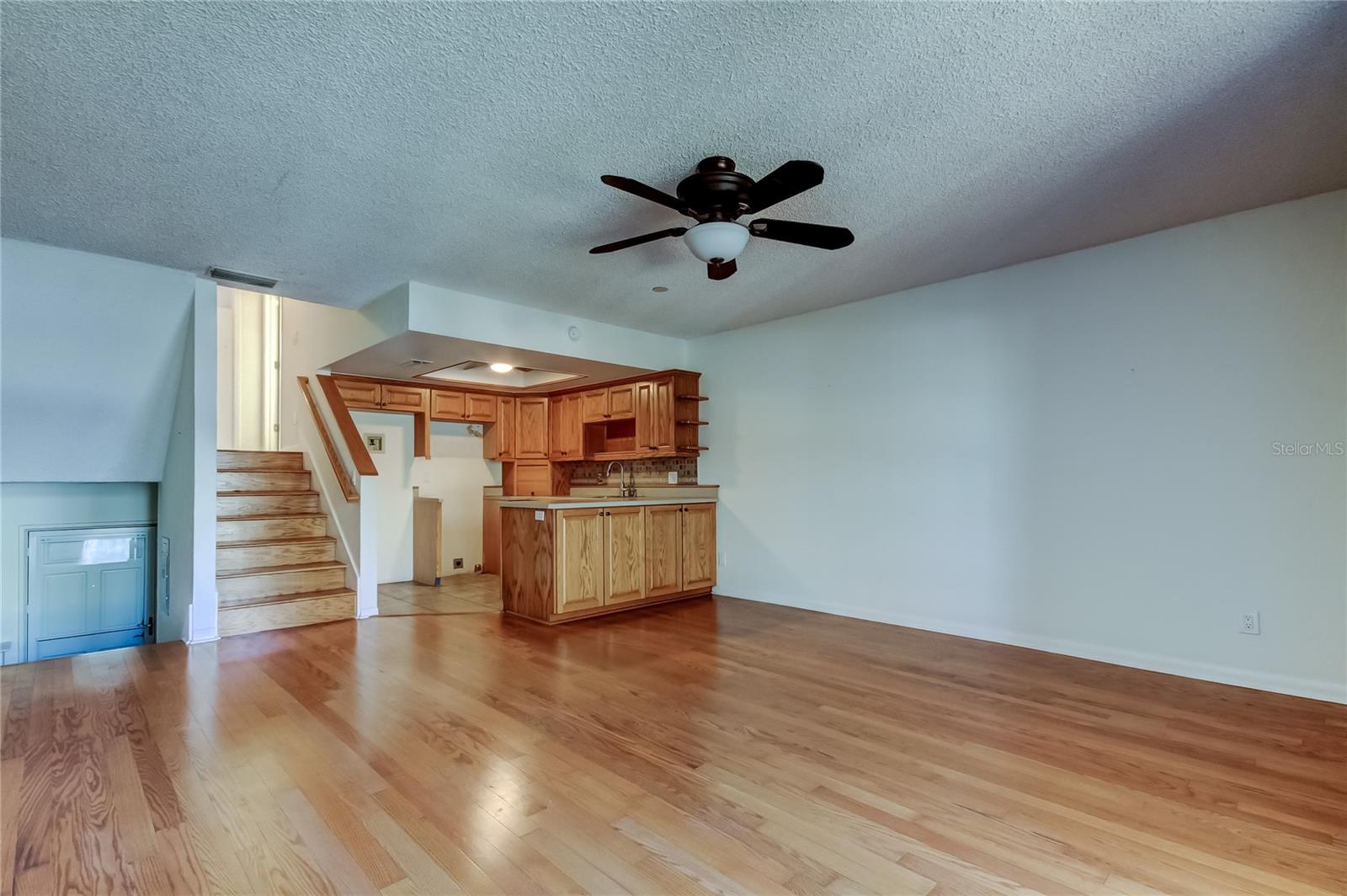 Image 9 of 48 For 200 Meres Boulevard 11