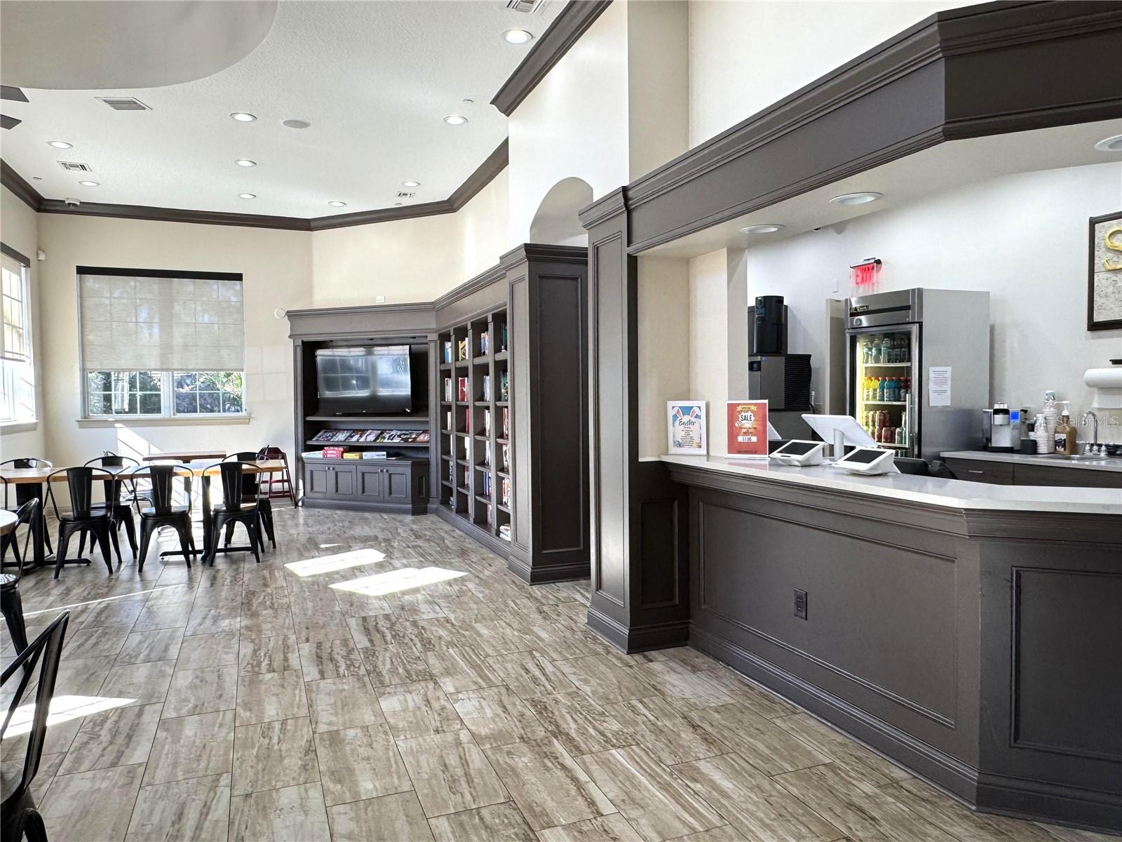 Image 22 of 32 For 3840 Silverlake Way