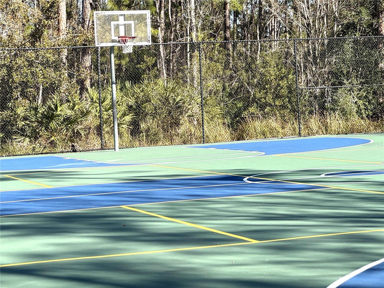 Image 30 of 32 For 3840 Silverlake Way