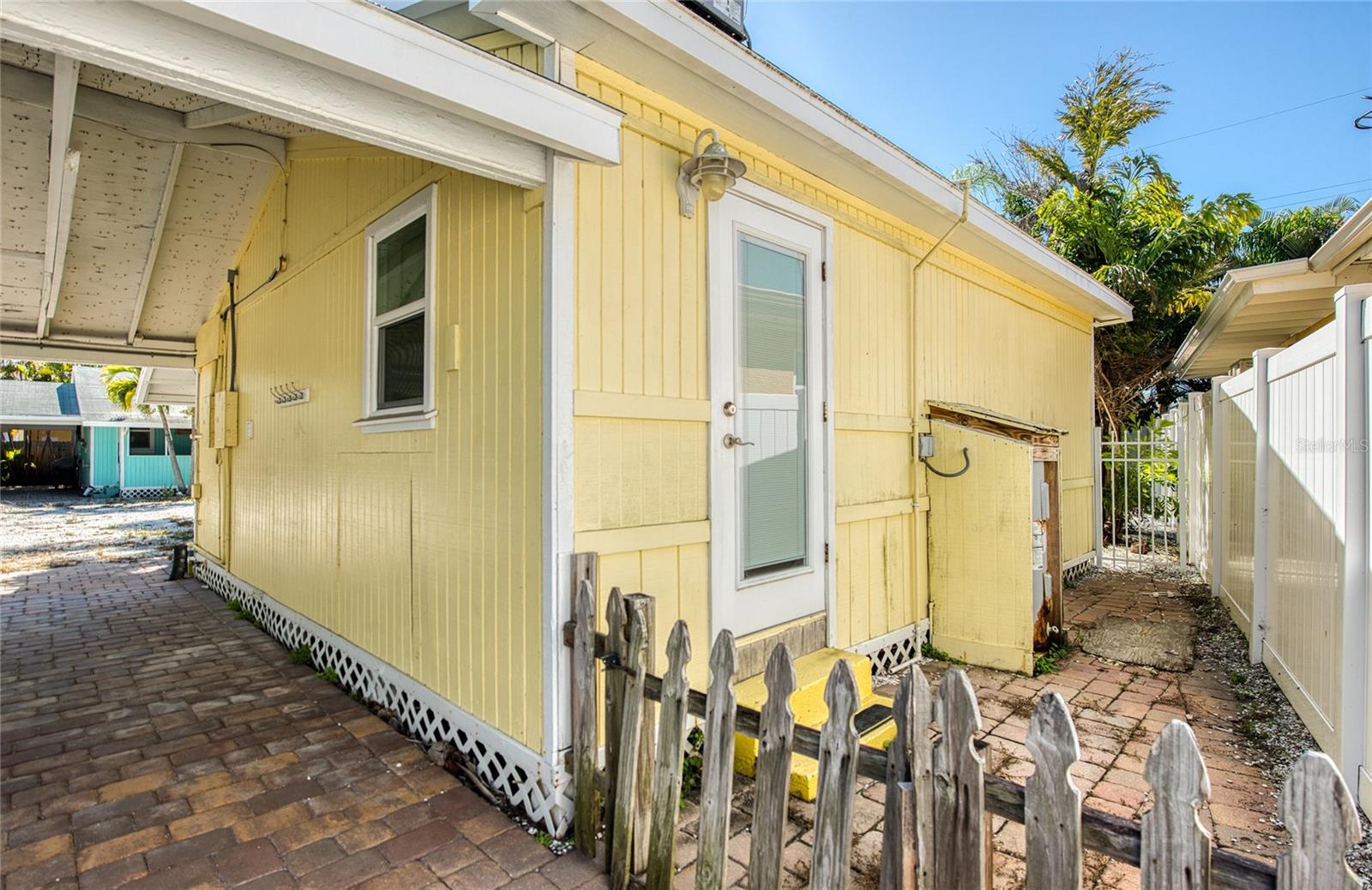 Image 14 of 75 For 13136 4th Street E