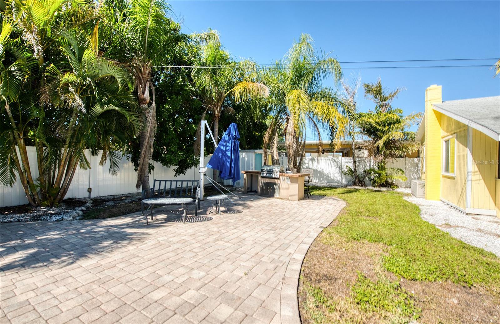 Image 29 of 75 For 13136 4th Street E