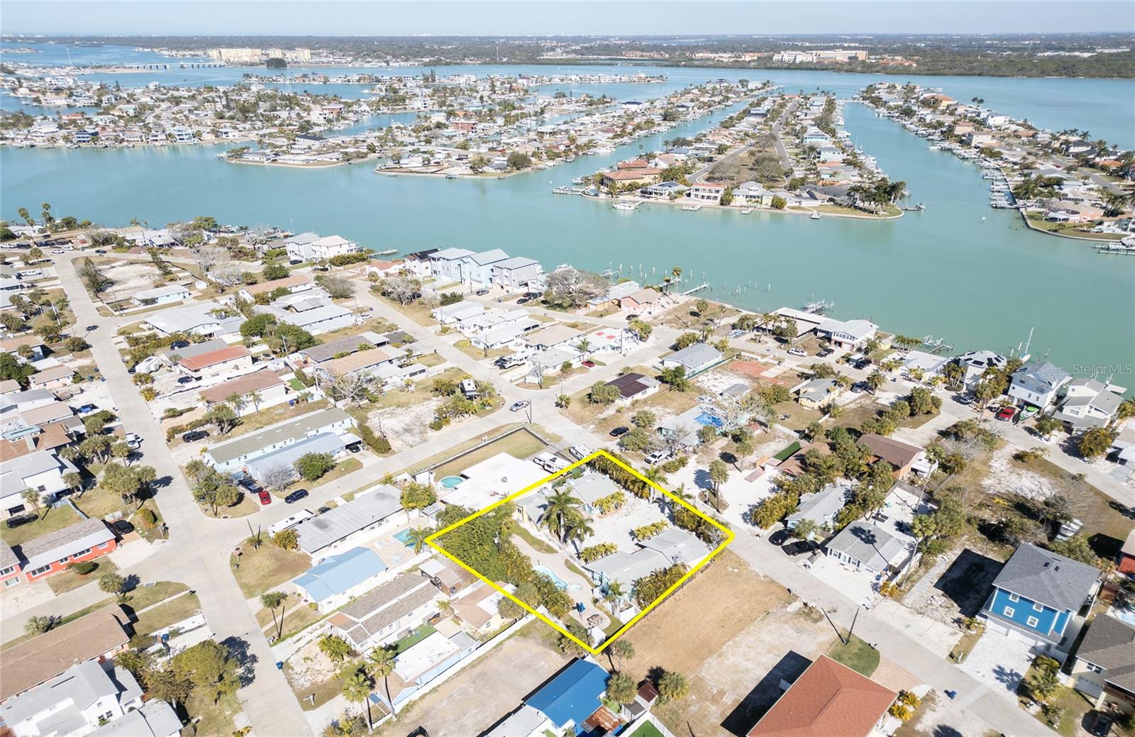 Image 61 of 75 For 13136 4th Street E