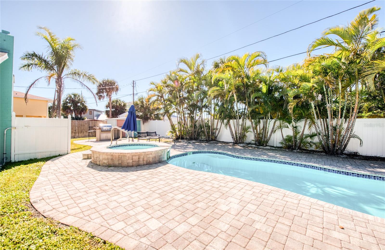 Image 9 of 75 For 13136 4th Street E