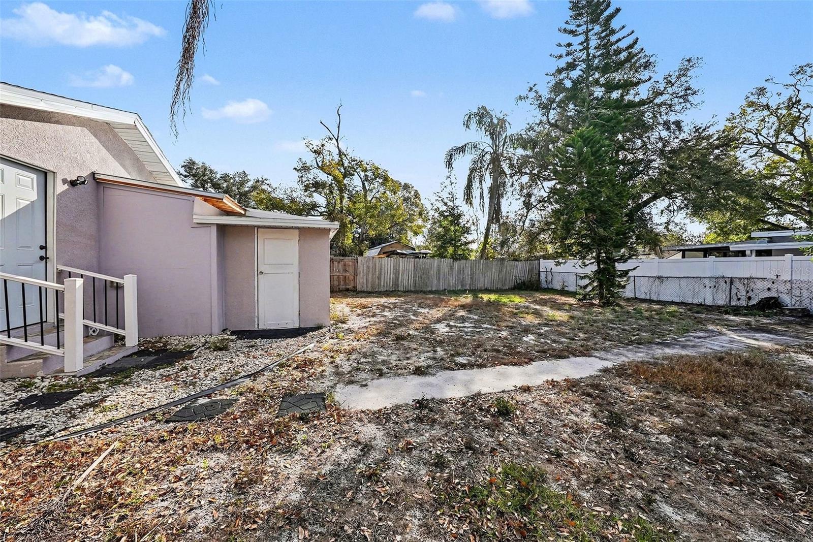 Image 14 of 18 For 816 Minnehaha Street B