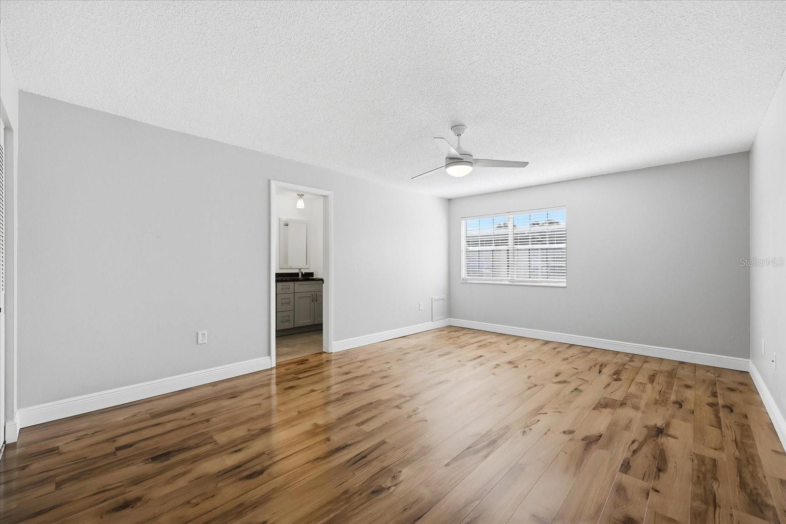 Image 12 of 45 For 1706 Belleair Forest Drive 128