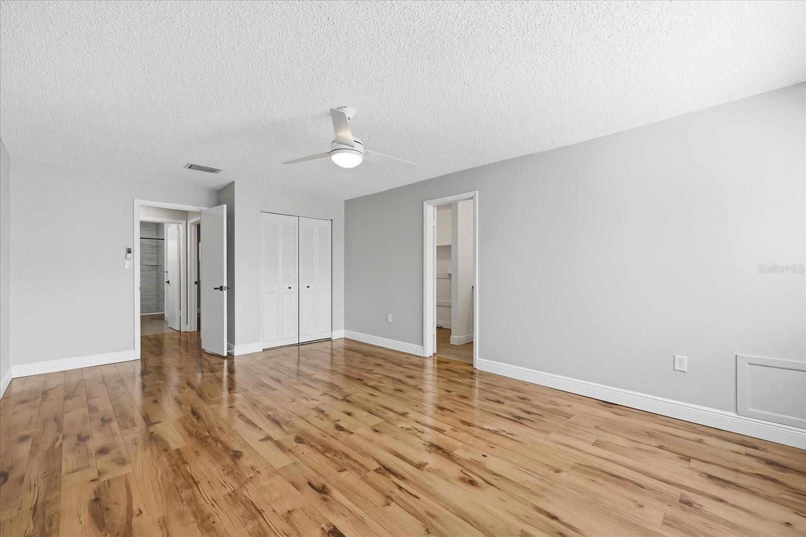 Image 13 of 45 For 1706 Belleair Forest Drive 128