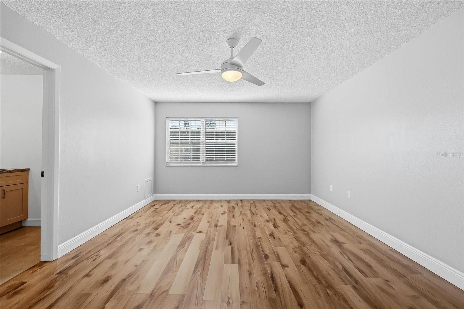 Image 14 of 45 For 1706 Belleair Forest Drive 128