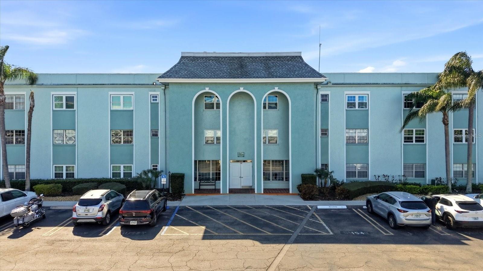 Image 2 of 45 For 1706 Belleair Forest Drive 128