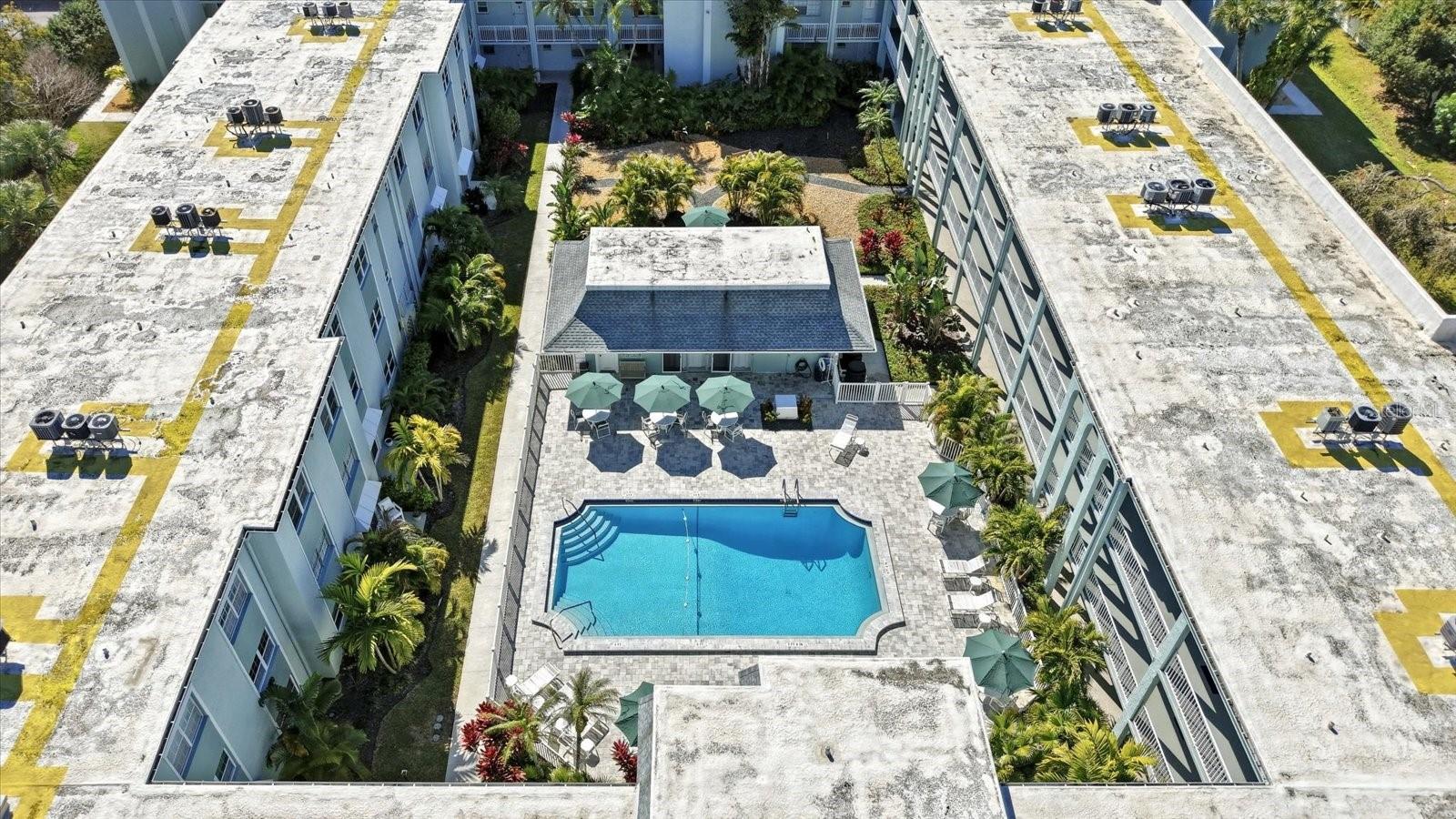 Image 30 of 45 For 1706 Belleair Forest Drive 128