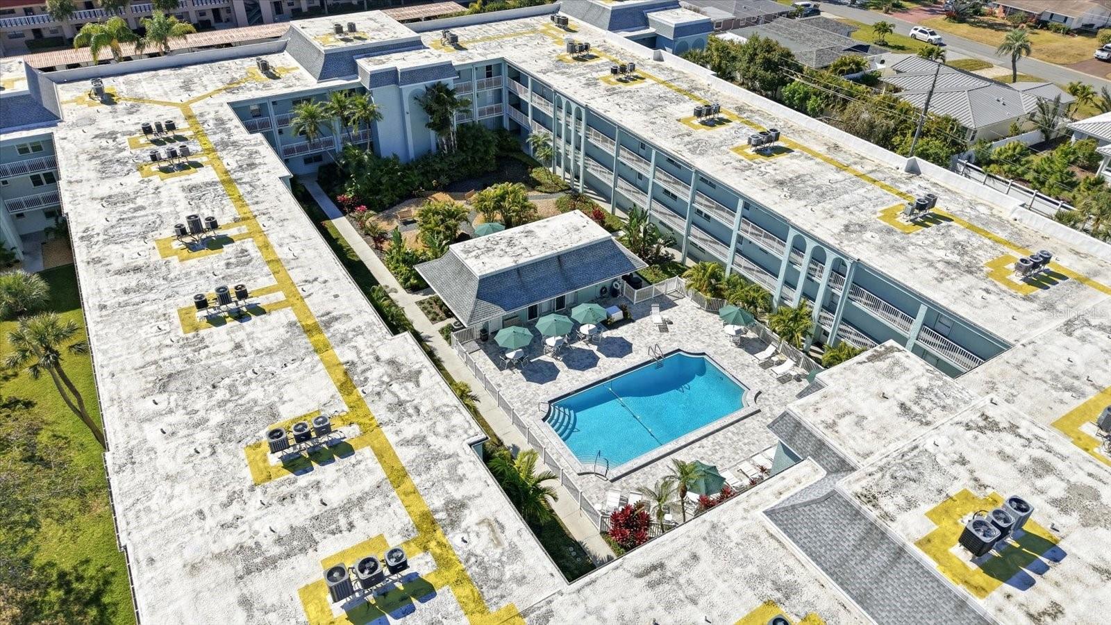 Image 31 of 45 For 1706 Belleair Forest Drive 128