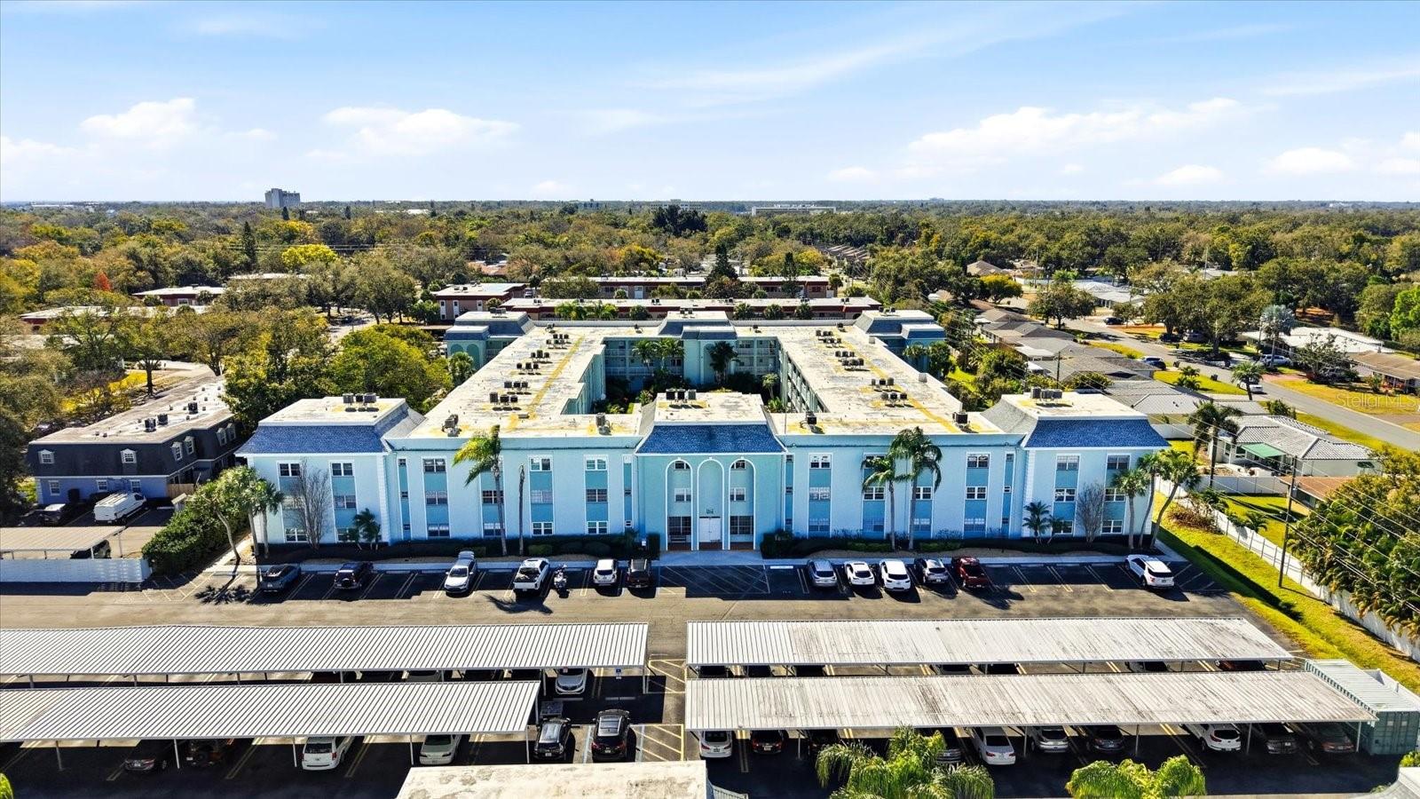 Image 40 of 45 For 1706 Belleair Forest Drive 128