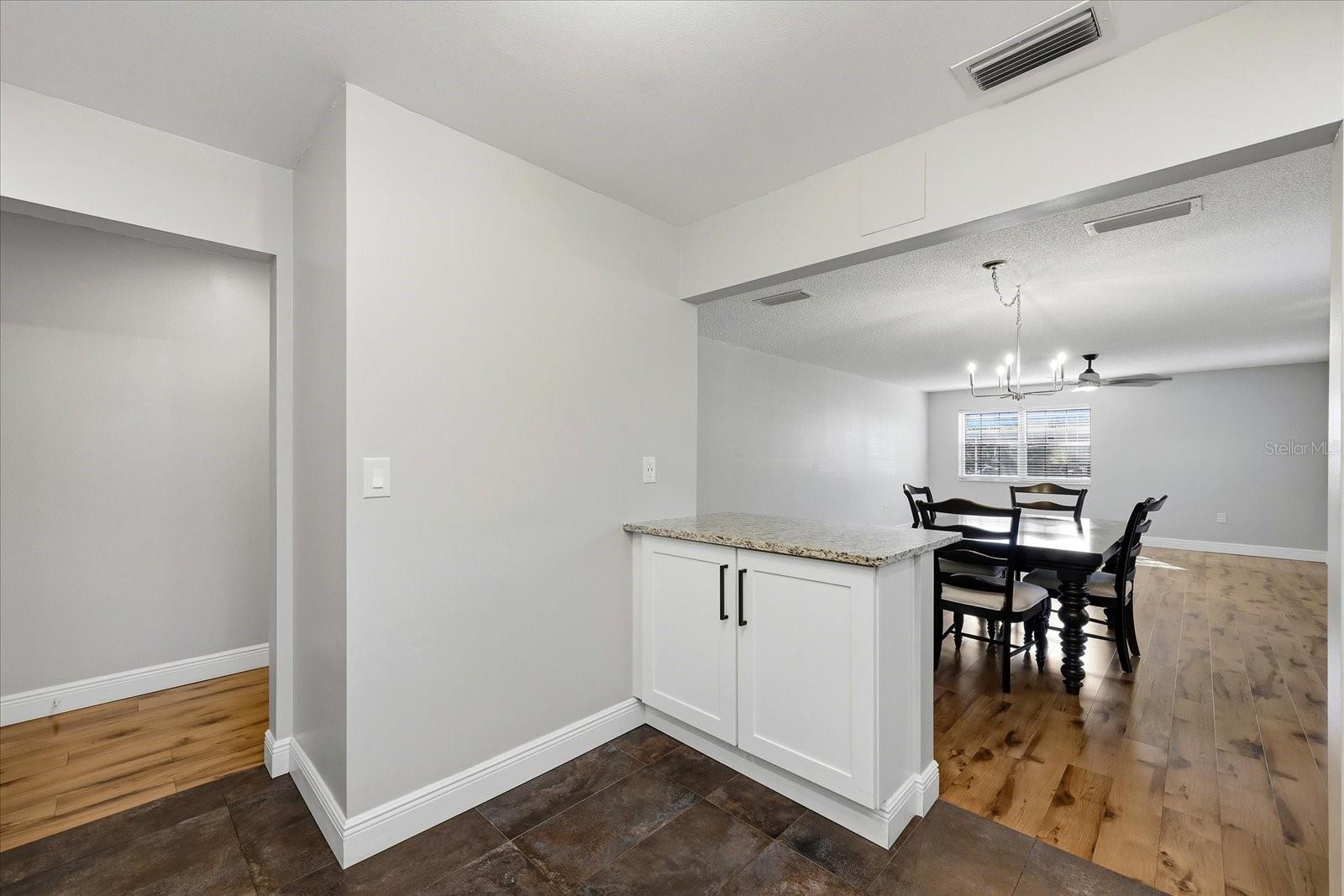 Image 6 of 45 For 1706 Belleair Forest Drive 128