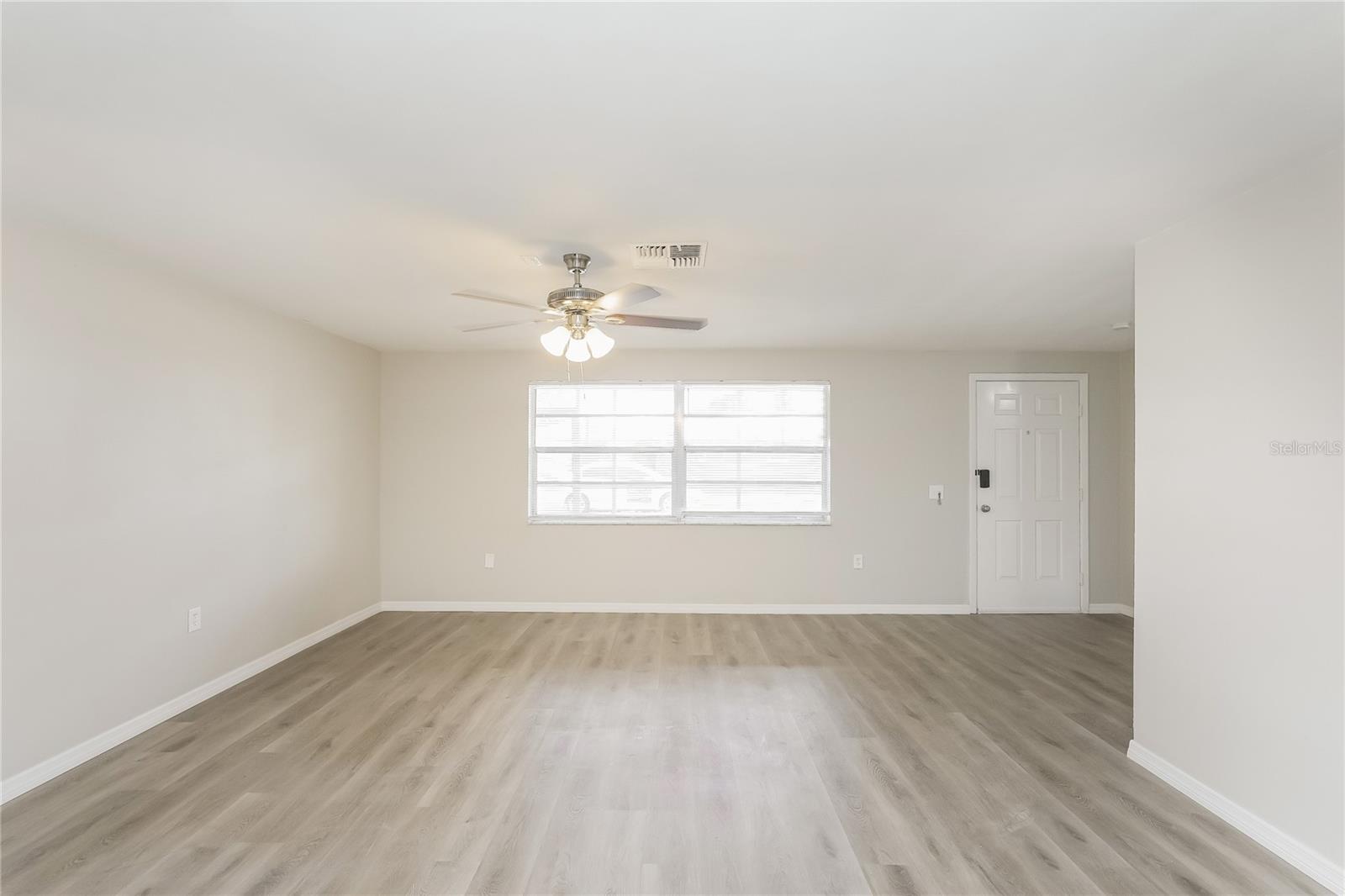 Image 3 of 16 For 6022 Halifax Drive