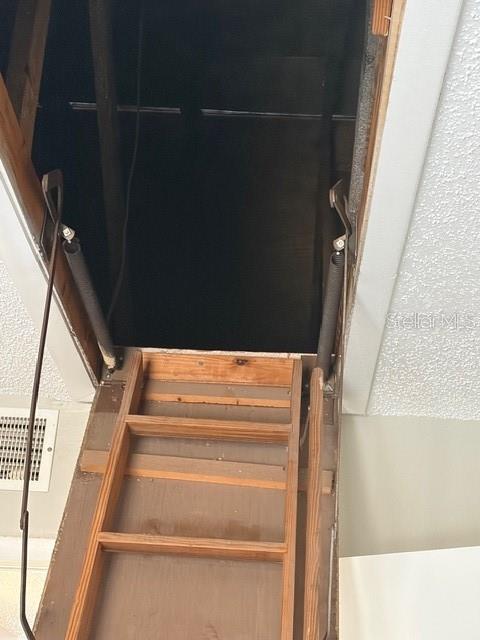 Image 12 of 15 For 24862 Us Highway 19  803