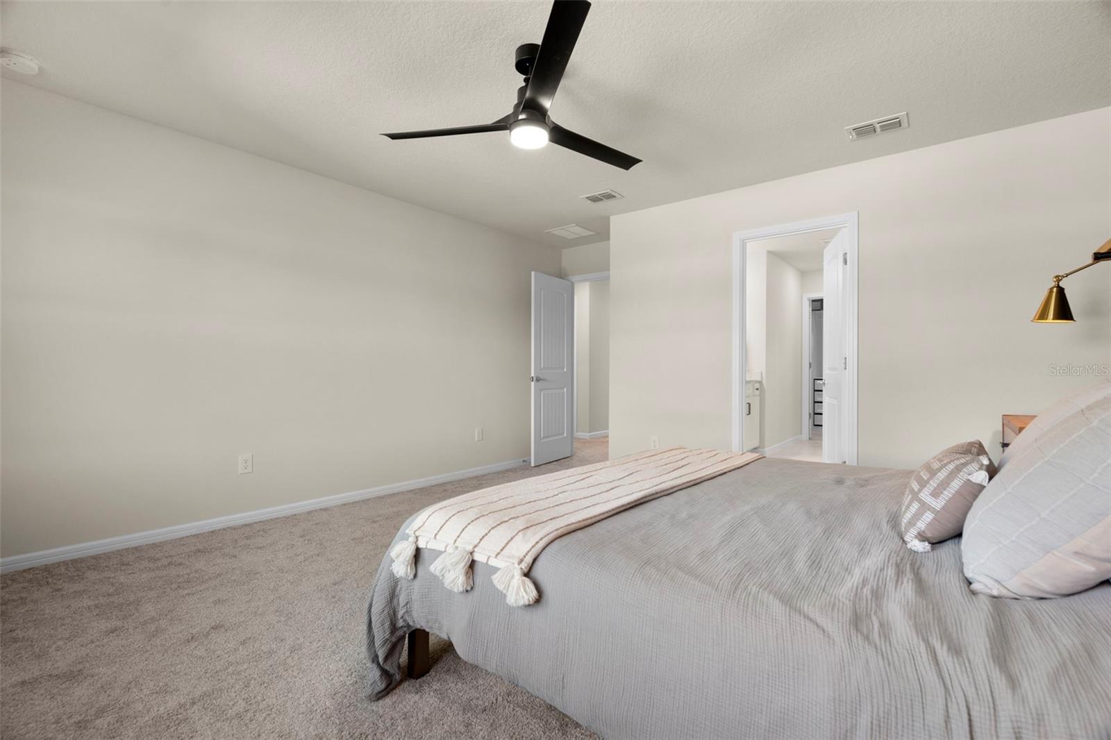 Image 40 of 45 For 21051 Monza Loop