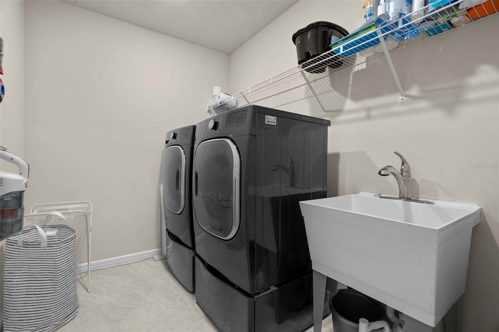 Image 44 of 45 For 21051 Monza Loop