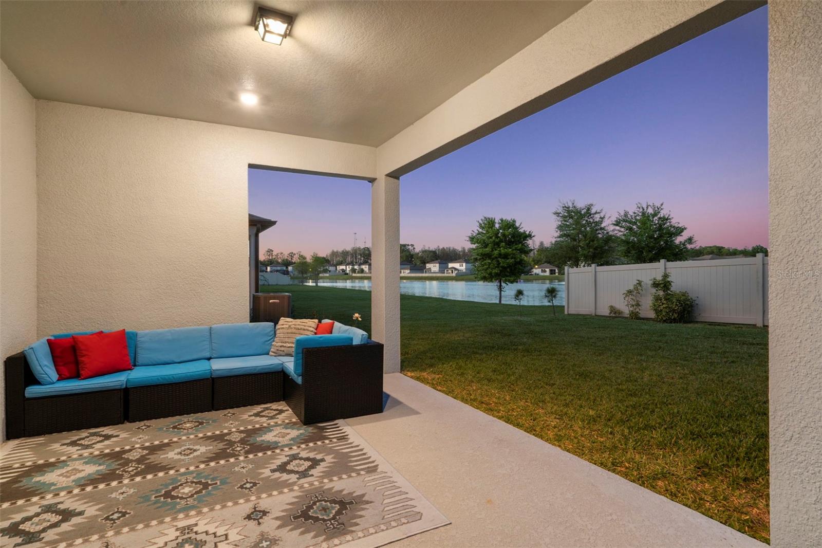 Image 7 of 45 For 21051 Monza Loop