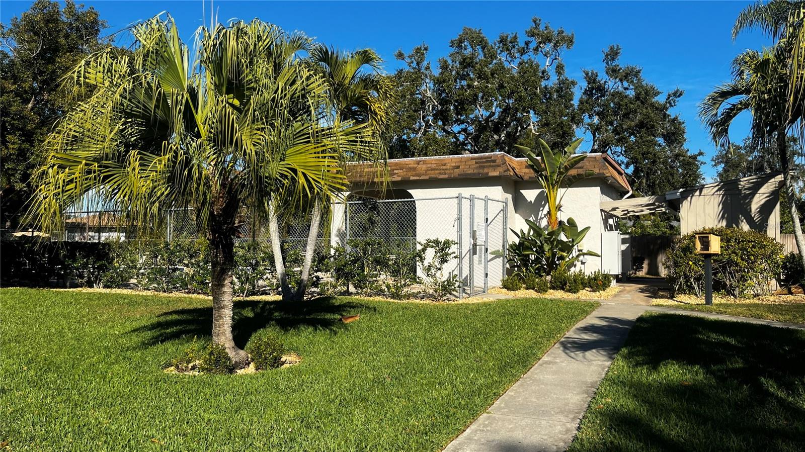 Image 14 of 16 For 903 Bough Avenue 903