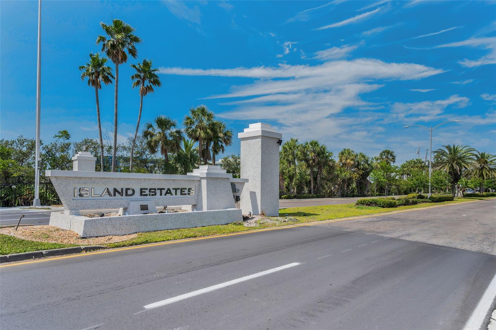 Image 38 of 45 For 415 Island Way 509