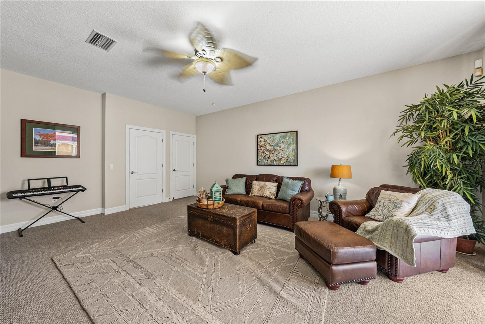 Image 21 of 100 For 6411 Mayra Shores Lane