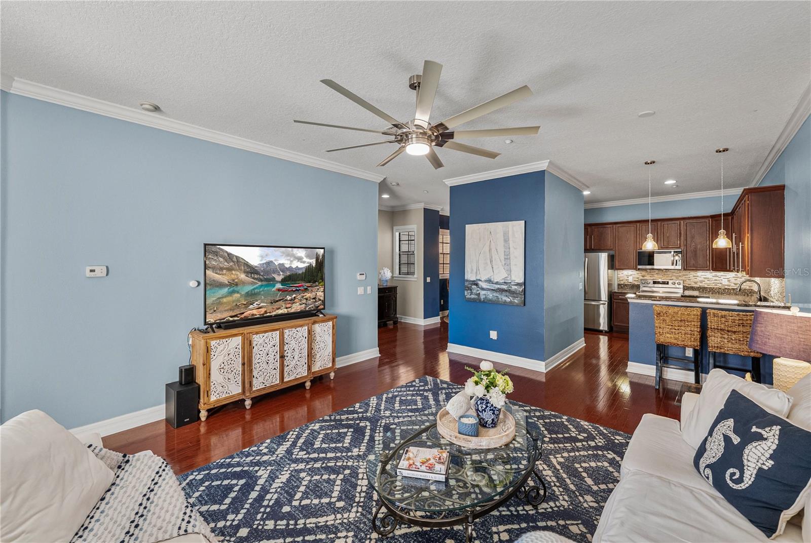 Image 32 of 100 For 6411 Mayra Shores Lane