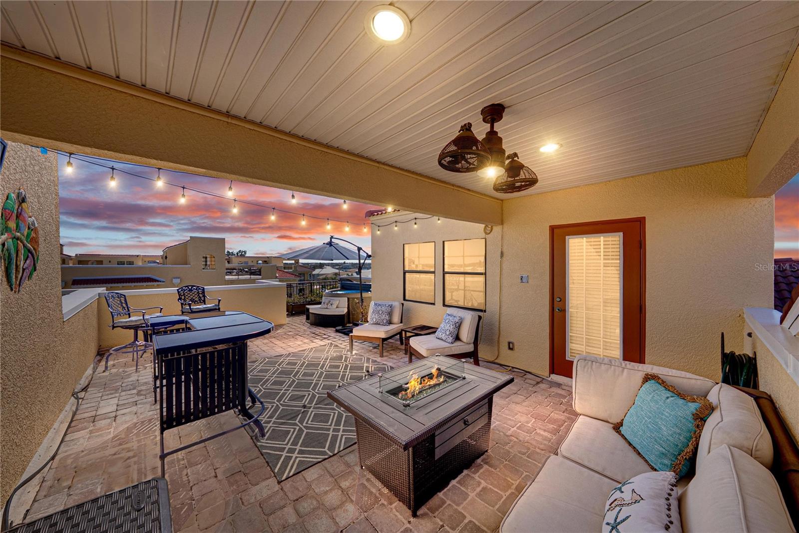 Image 4 of 100 For 6411 Mayra Shores Lane